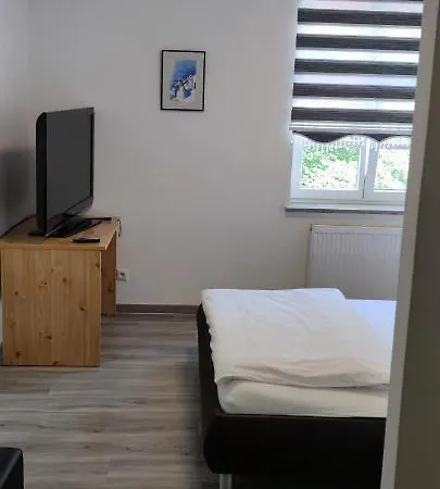 Cinar Hirsch & Restaurant Szálloda 2*