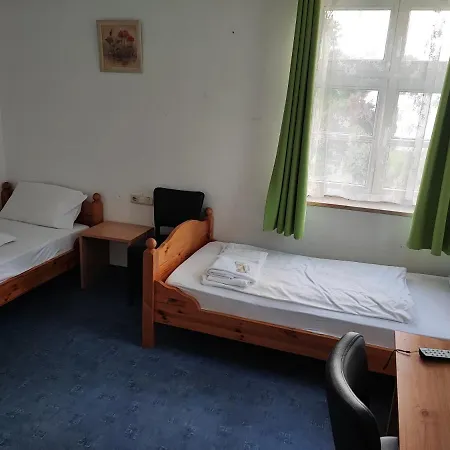 çınar Hirsch Hotel&restaurant 2* Aystetten